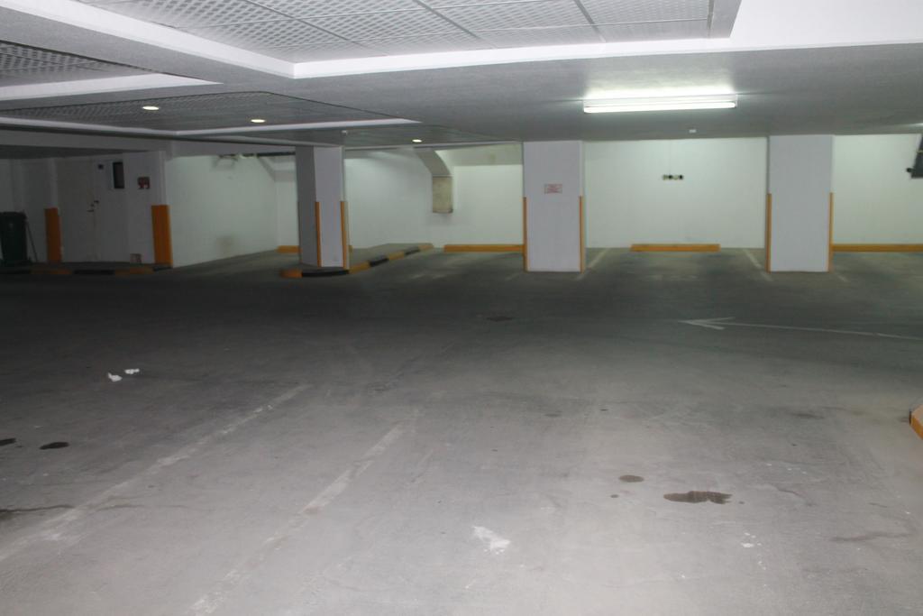 Al Hamra Plaza Apartment Manama Exterior photo