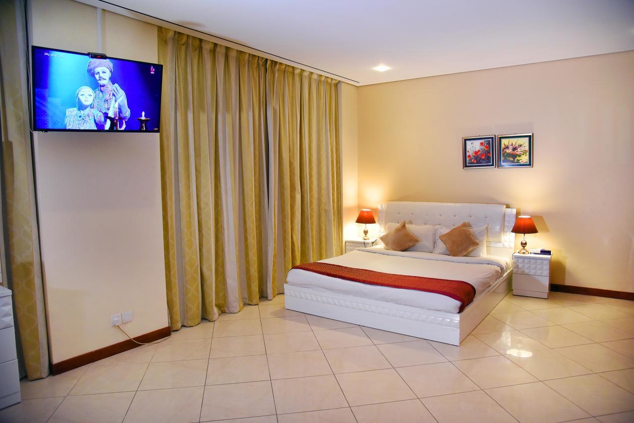 Al Hamra Plaza Apartment Manama Exterior photo