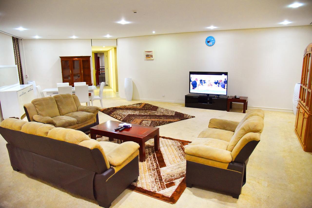 Al Hamra Plaza Apartment Manama Room photo